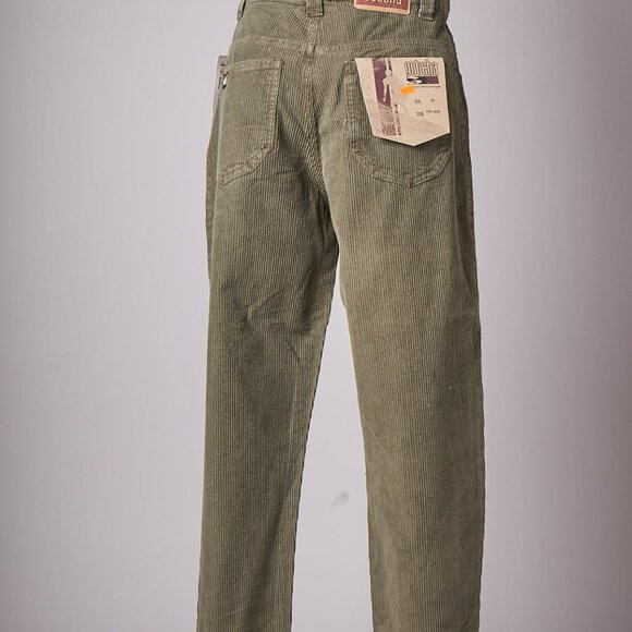 1990s Green Corduroy Deadstock Gotcha Pants - Picture 3 of 10